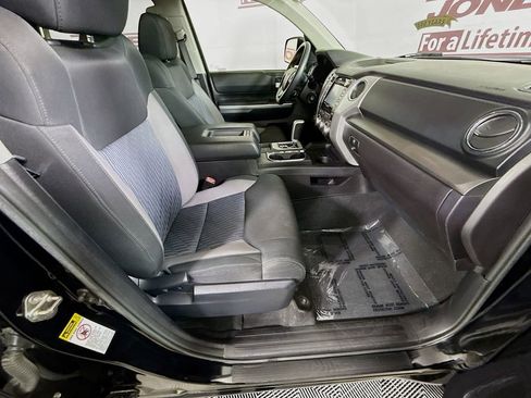 Used 2016 Toyota Tundra SR5 w/ TRD Off Road Package AWD/4WD image 30