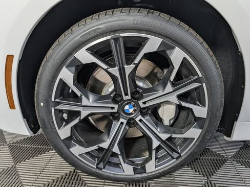 New 2026 BMW 330i xDrive Sedan w/ Convenience Package AWD/4WD image 10
