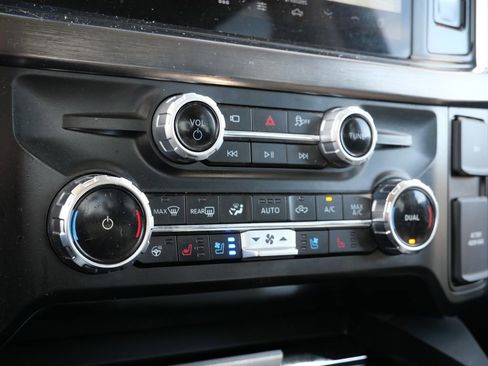 Certified 2025 Ford F250 Lariat w/ FX4 Off-Road Package image 24