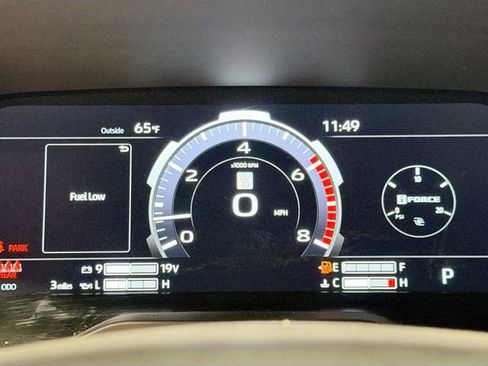 New 2026 Toyota Tundra Platinum AWD/4WD image 11