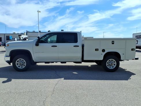 New 2026 Chevrolet Silverado 3500 W/T w/ WT Convenience Package AWD/4WD image 3