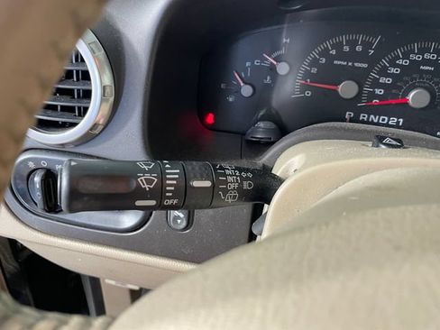 Used 2004 Ford Expedition Eddie Bauer AWD/4WD image 10