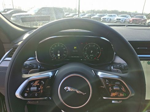 New 2026 Jaguar F-PACE R-Dynamic S AWD/4WD image 18