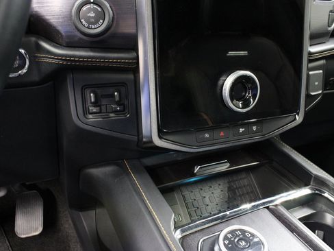 Used 2022 Ford Expedition Platinum image 62