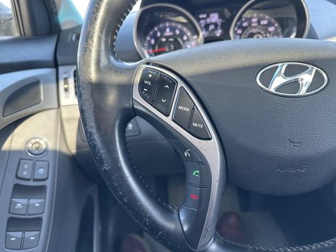 Used 2013 Hyundai Elantra Limited w/ Technology Pkg FWD image 42