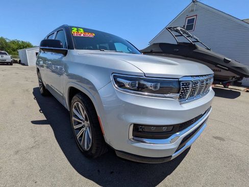Used 2023 Jeep Grand Wagoneer 4WD image 6