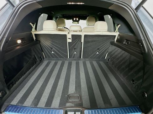 Used 2025 Mercedes-Benz GLE 350 4MATIC image 28