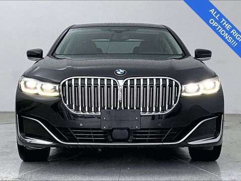 Used 2022 BMW 750i xDrive w/ Executive Package image 6