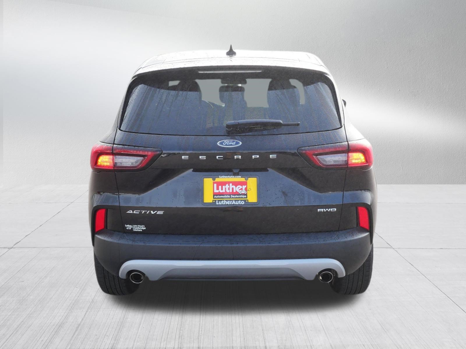 Used 2026 Ford Escape Active w/ Cold Weather Package AWD/4WD image 4
