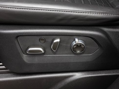 Used 2025 Cadillac Escalade V w/ LPO, Floor Liner Package AWD/4WD image 26