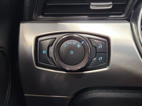 Used 2020 Ford Mustang Premium RWD image 43