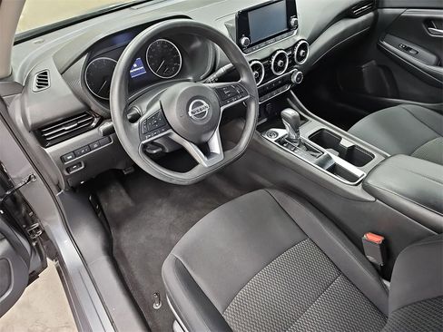 Used 2020 Nissan Sentra S image 15