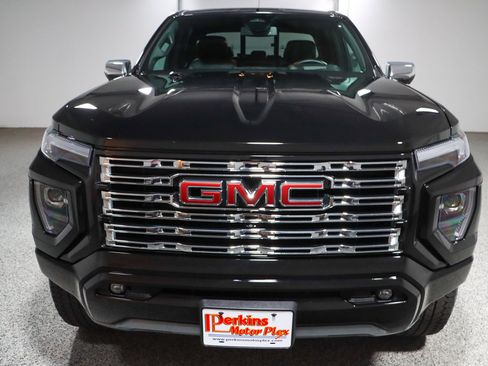 Used 2023 GMC Canyon Denali AWD/4WD image 4