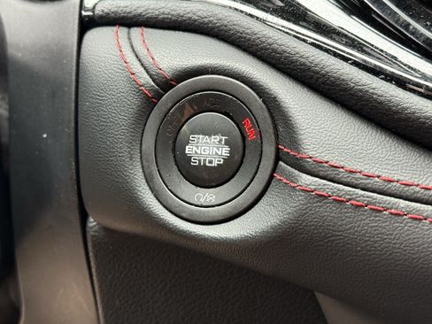 Used 2024 Dodge Durango GT w/ Blacktop Package RWD image 25