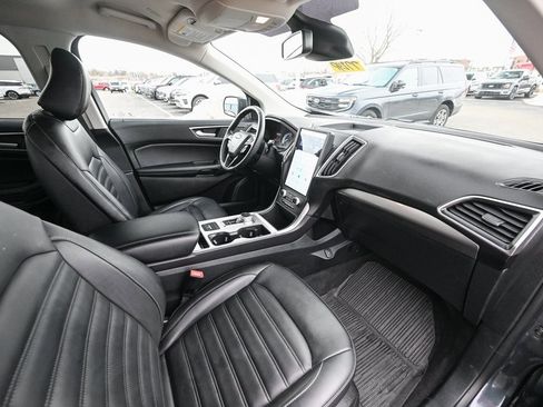 Certified 2024 Ford Edge SEL w/ Convenience Package image 25