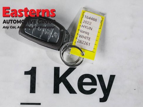 Used 2022 Hyundai Ioniq Limited image 26