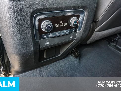 Used 2022 Chevrolet Suburban LT w/ LT Signature Package AWD/4WD image 62