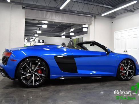 Used 2023 Audi R8 V10 performance w/ Premium Package image 13