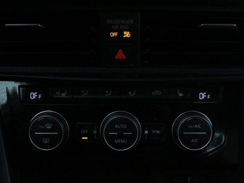 Used 2021 Volkswagen Jetta R-Line image 35