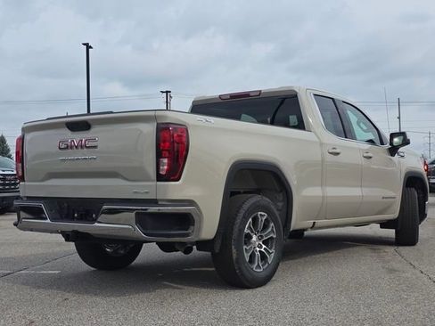 New 2026 GMC Sierra 1500 SLE AWD/4WD image 15