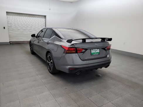 Used 2024 Nissan Altima 2.5 SR FWD image 5