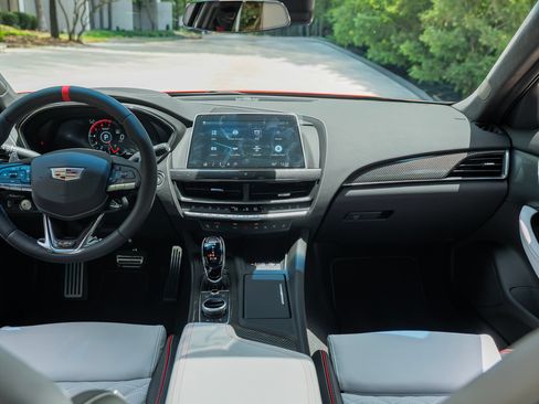 Used 2023 Cadillac CT5 V Blackwing w/ Driver Assist Package RWD image 4