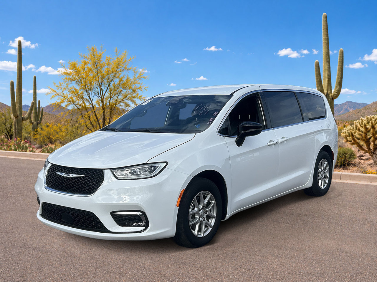 Used 2026 Chrysler Pacifica Select FWD image 2