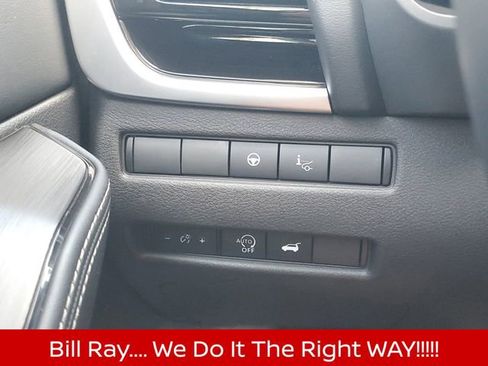 Certified 2025 Nissan Rogue SL w/ Tech Package image 25