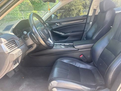 Used 2018 Honda Accord EX-L image 10