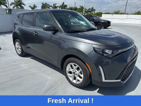 Used 2024 Kia Soul LX w/ Option Group 015 image 12