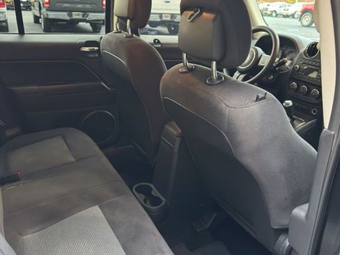 Used 2016 Jeep Patriot Sport w/ Power Value Group image 17