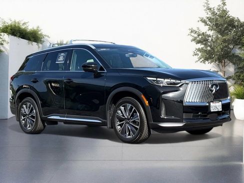 Certified 2026 INFINITI QX60 Luxe w/ Cargo Package FWD image 2