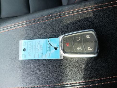 Used 2022 Cadillac XT4 Sport FWD image 22