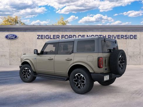 New 2025 Ford Bronco Outer Banks AWD/4WD image 4
