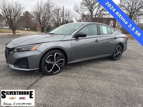 Used 2024 Nissan Altima 2.5 SR image 1
