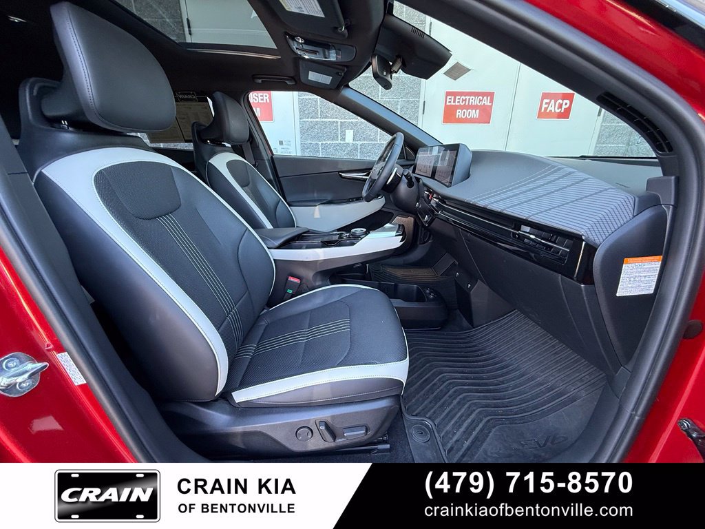 Certified 2024 Kia EV6 GT-Line AWD/4WD image 32