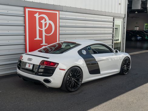 Used 2010 Audi R8 V10 AWD/4WD image 39
