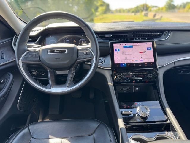 Used 2022 Jeep Grand Cherokee Limited AWD/4WD image 13