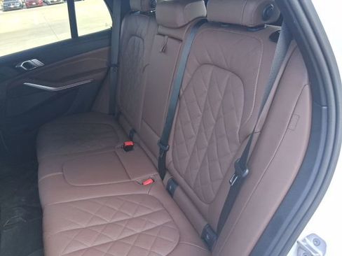 Used 2026 BMW X5 xDrive50e w/ M Sport Package AWD/4WD image 15