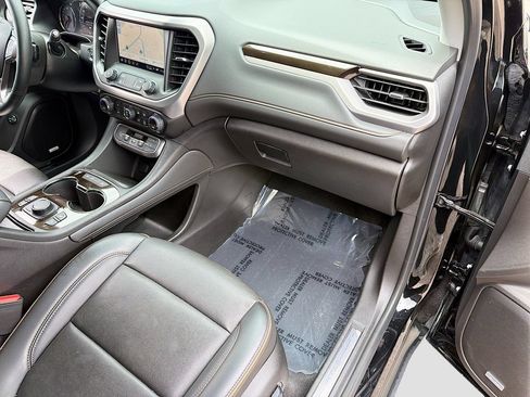 Used 2023 GMC Acadia AT4 w/ Technology Package AWD/4WD image 34