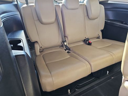 Used 2018 Honda Odyssey EX-L image 12