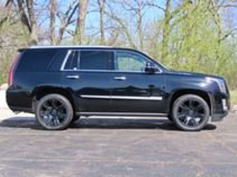 Used 2019 Cadillac Escalade Premium Luxury AWD/4WD image 54