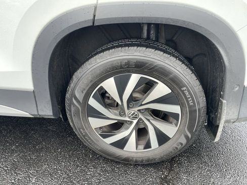 Certified 2025 Volkswagen Tiguan S FWD image 7
