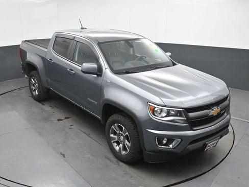 Used 2018 Chevrolet Colorado Z71 AWD/4WD image 32