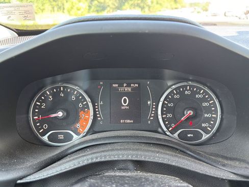 Used 2016 Jeep Renegade Sport w/ Power & Air Group AWD/4WD image 3