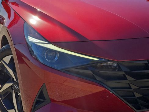 Certified 2023 Hyundai Elantra SEL w/ Convenience Package image 29