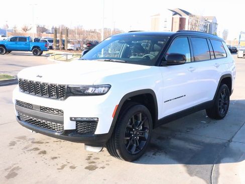 New 2025 Jeep Grand Cherokee L Limited image 11