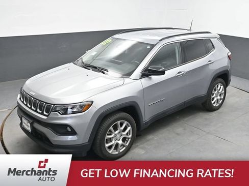 Used 2022 Jeep Compass Latitude AWD/4WD image 34