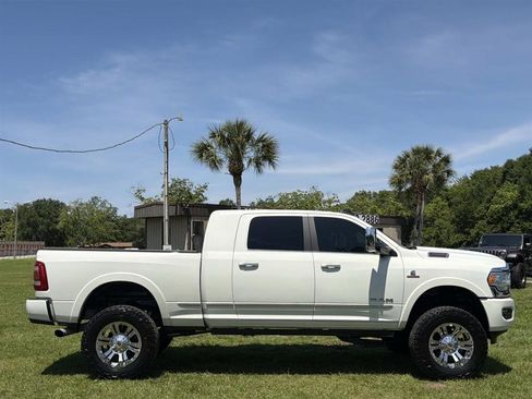 Used 2020 RAM 2500 Limited AWD/4WD image 5