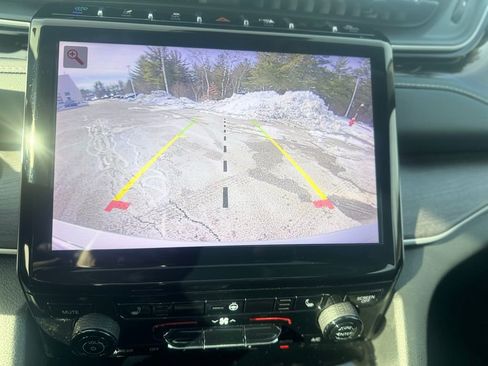 Used 2023 Jeep Grand Cherokee 4WD 4xe image 12